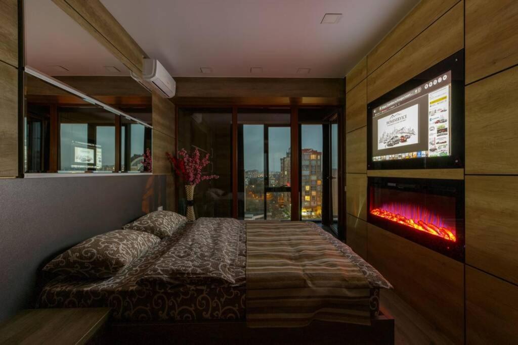 צ'יסינאו City Center. Panoramic Windows. Fireplace. מראה חיצוני תמונה